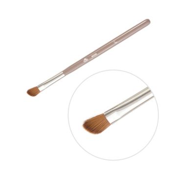 Angled Eyeshadow Contour Brush